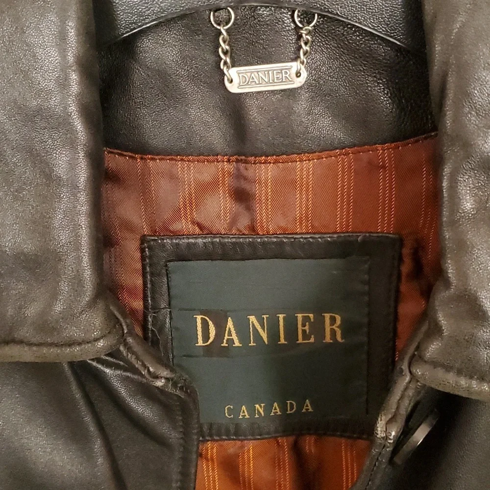 💝 SOLD🎉🎉Danier leather jacket🔥 - Picture 2 of 15